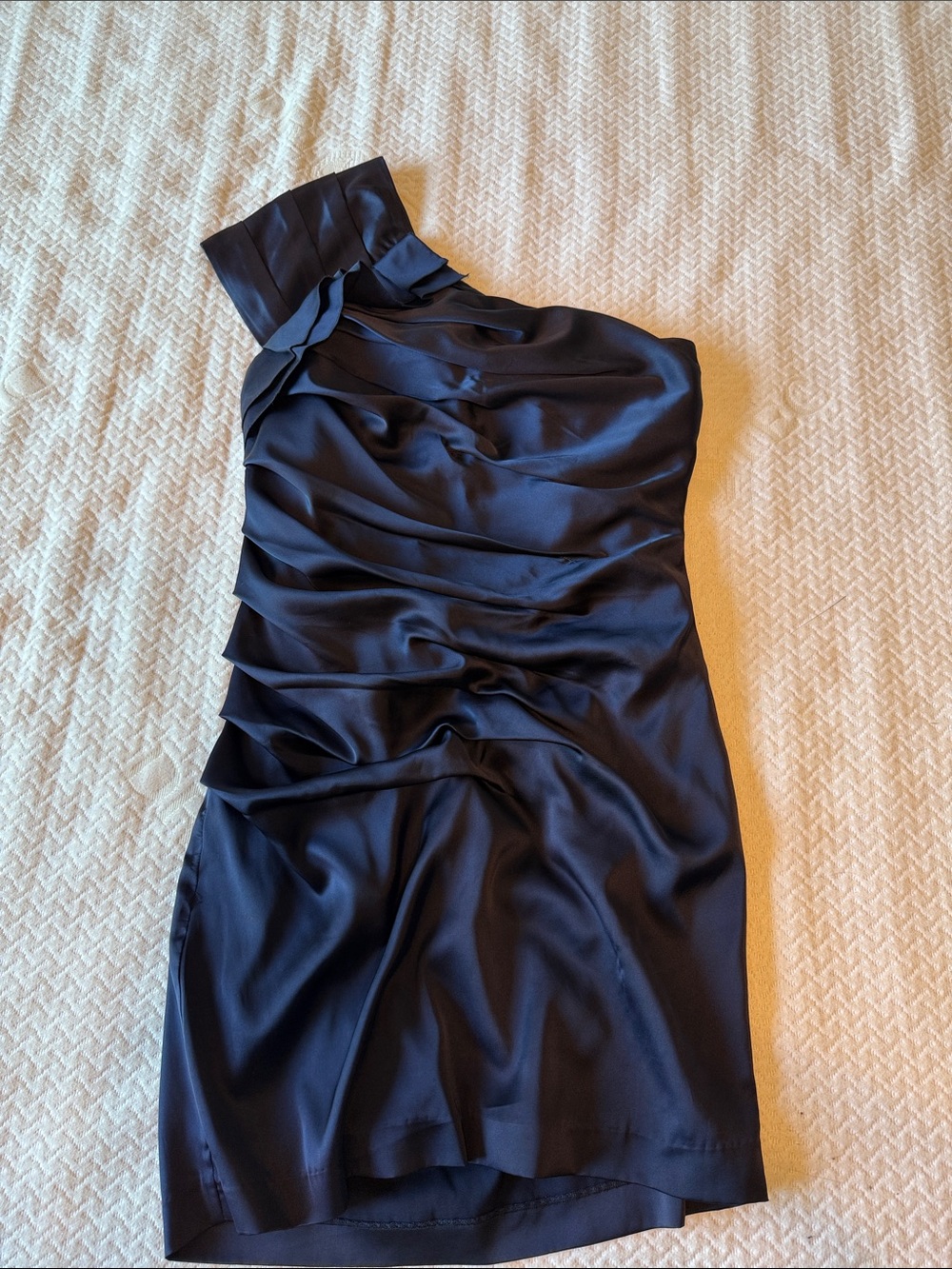 Express One-Shoulder Navy Satin Ruched Cocktail Dress